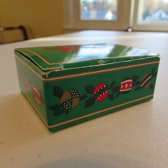 Avon 1988 Shimmering Dove Pierced Earrings NIB - Picture 8 of 10